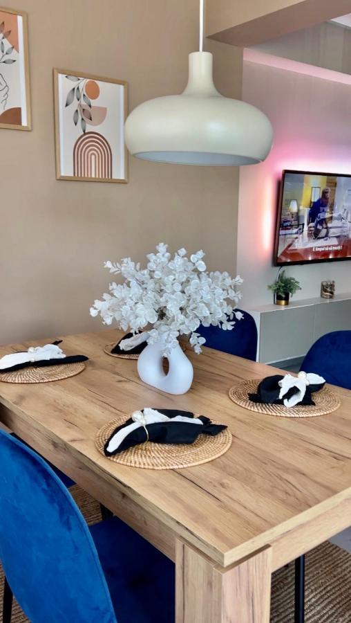 Boholand Apartment Braşov Extérieur photo
